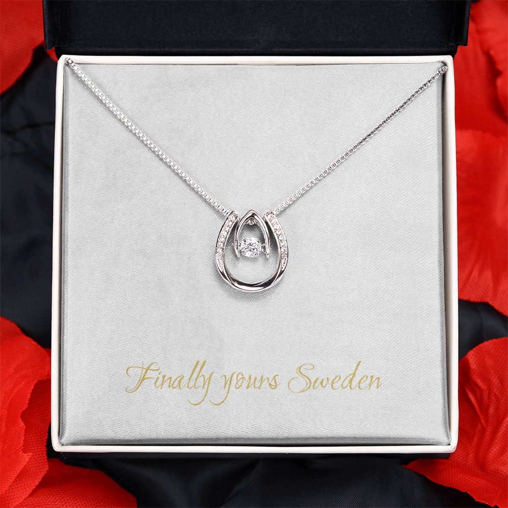 Lucky In Love Nacklace