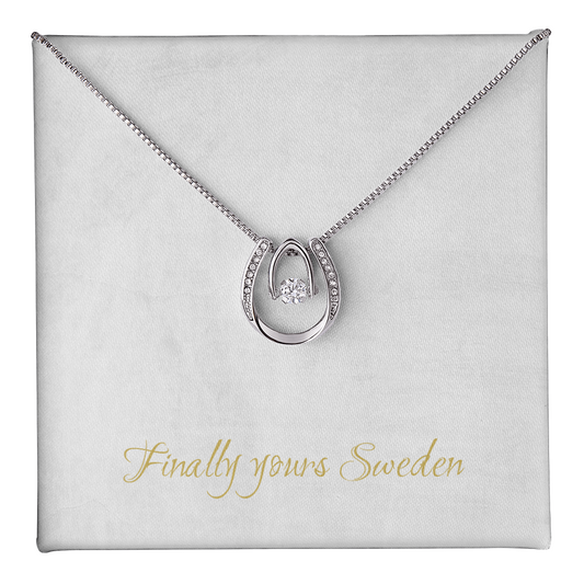 Lucky In Love Nacklace
