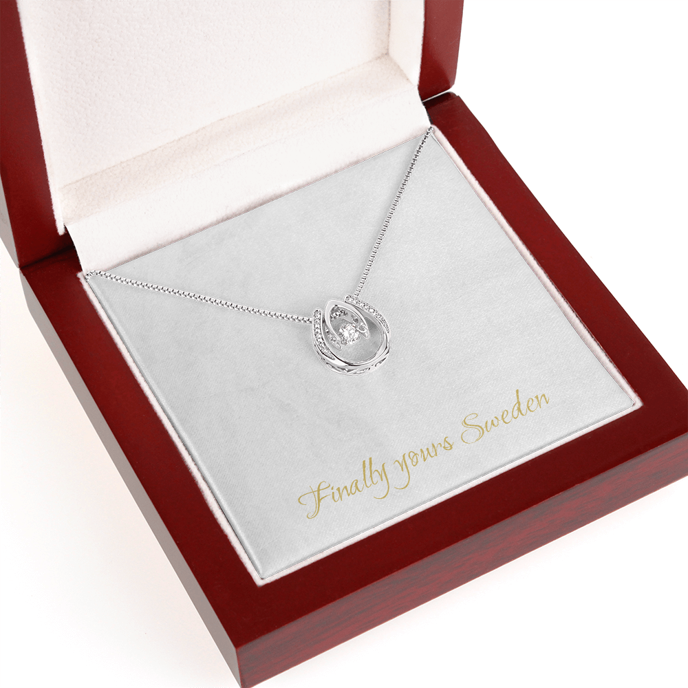Lucky In Love Nacklace